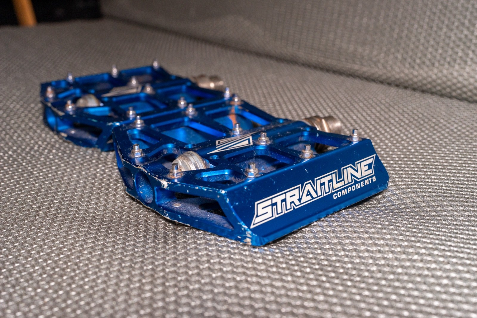 Vintage Straitline Components Defacto Downhill Mountain Bike Pedals Blue