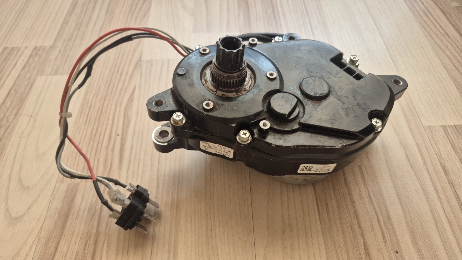 Panasonic NUA212F Mid-drive motor for electric bicycles