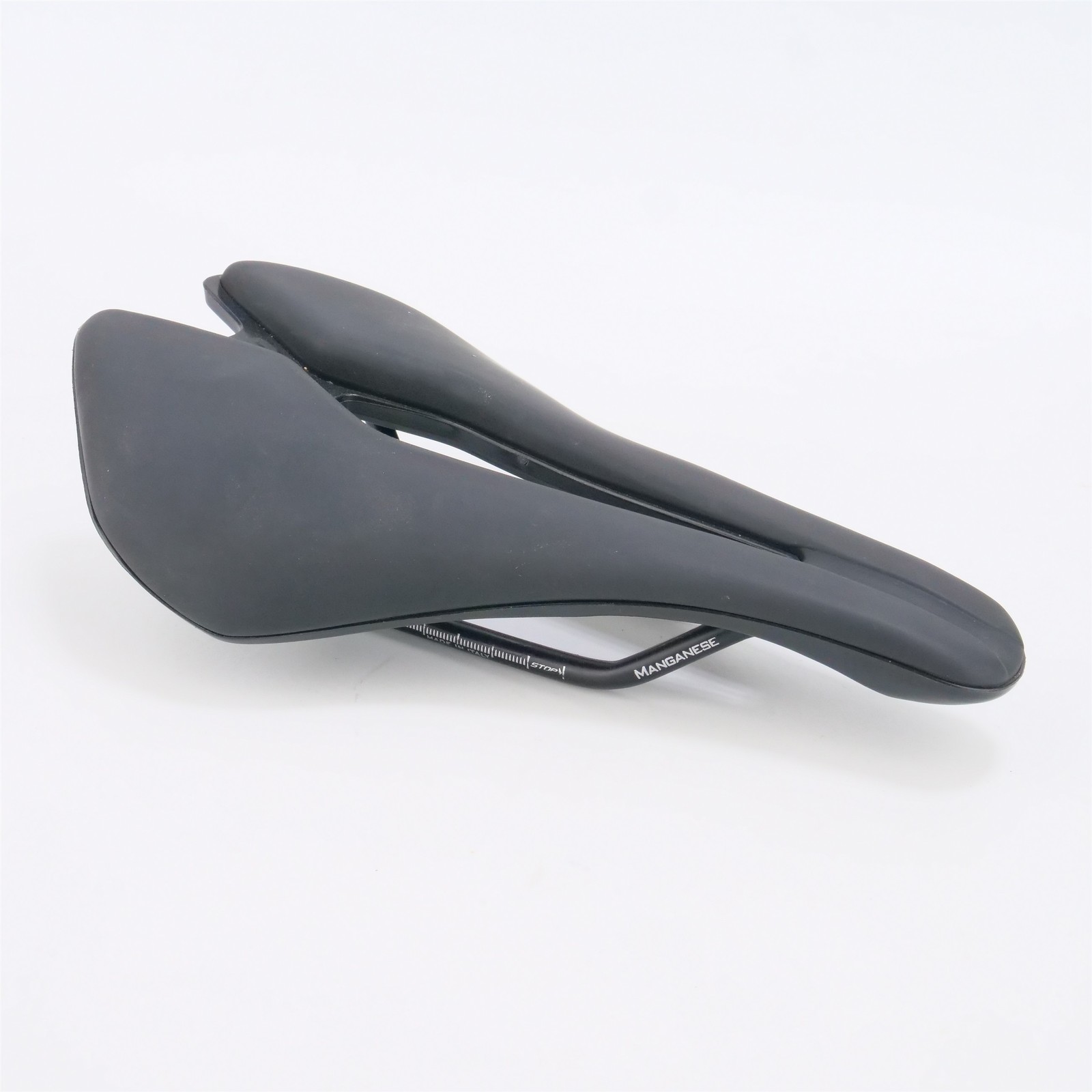 MOST Lynx Ultra Saddle 145mm Manganese Rail 240g Black Italy