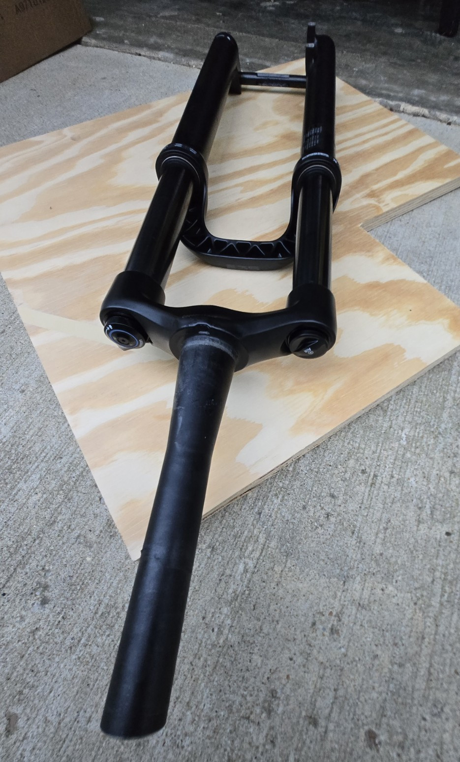 RockShox Recon Silver RL 29in Suspension Fork 100mm Lockout Tapered Black