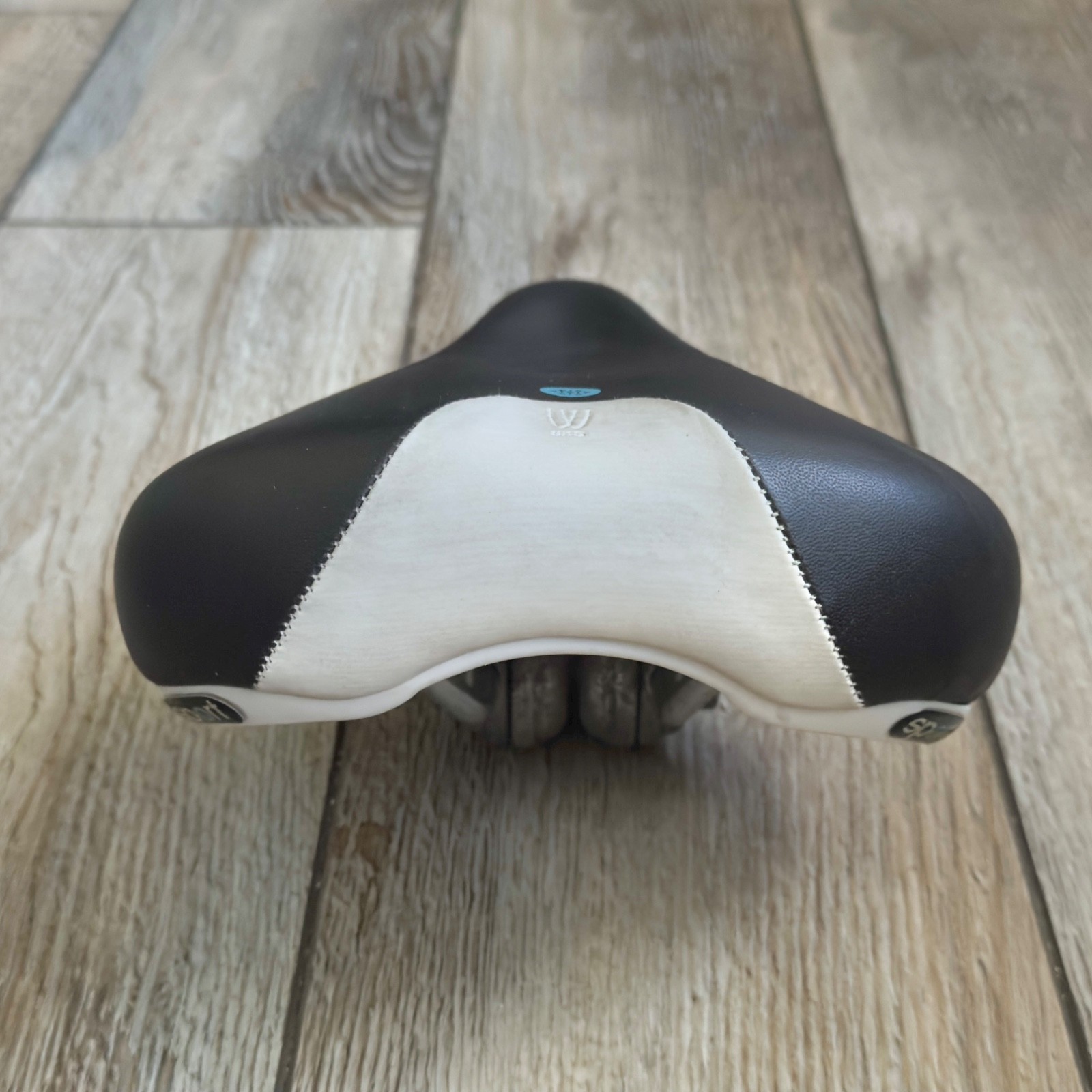 Bontrager Sport WSD Black And White MTB Saddle Seat