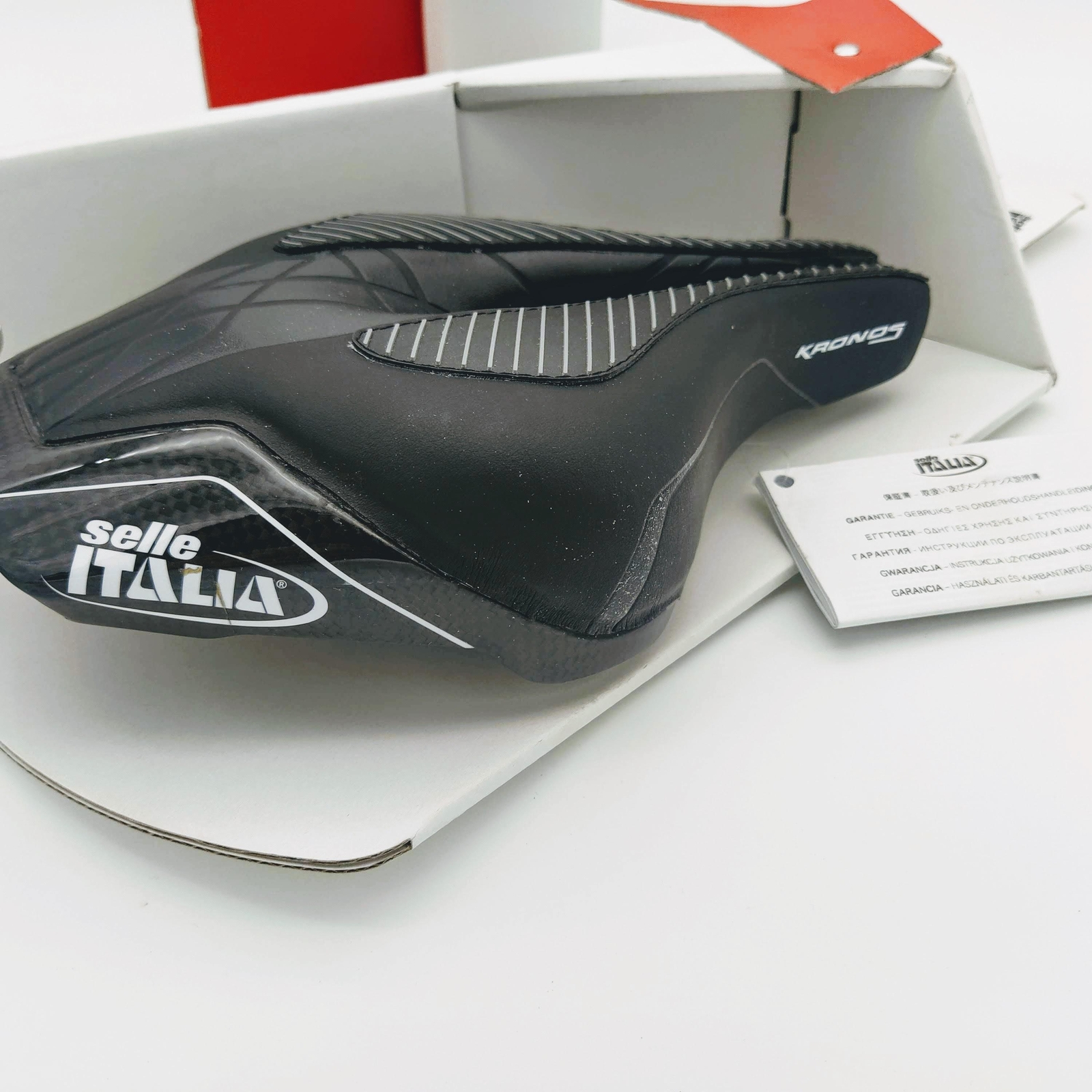 Selle Italia Kronos Tekno Flow L Carbon Saddle 145X265mm 220g Carbon Rail 7X9mm