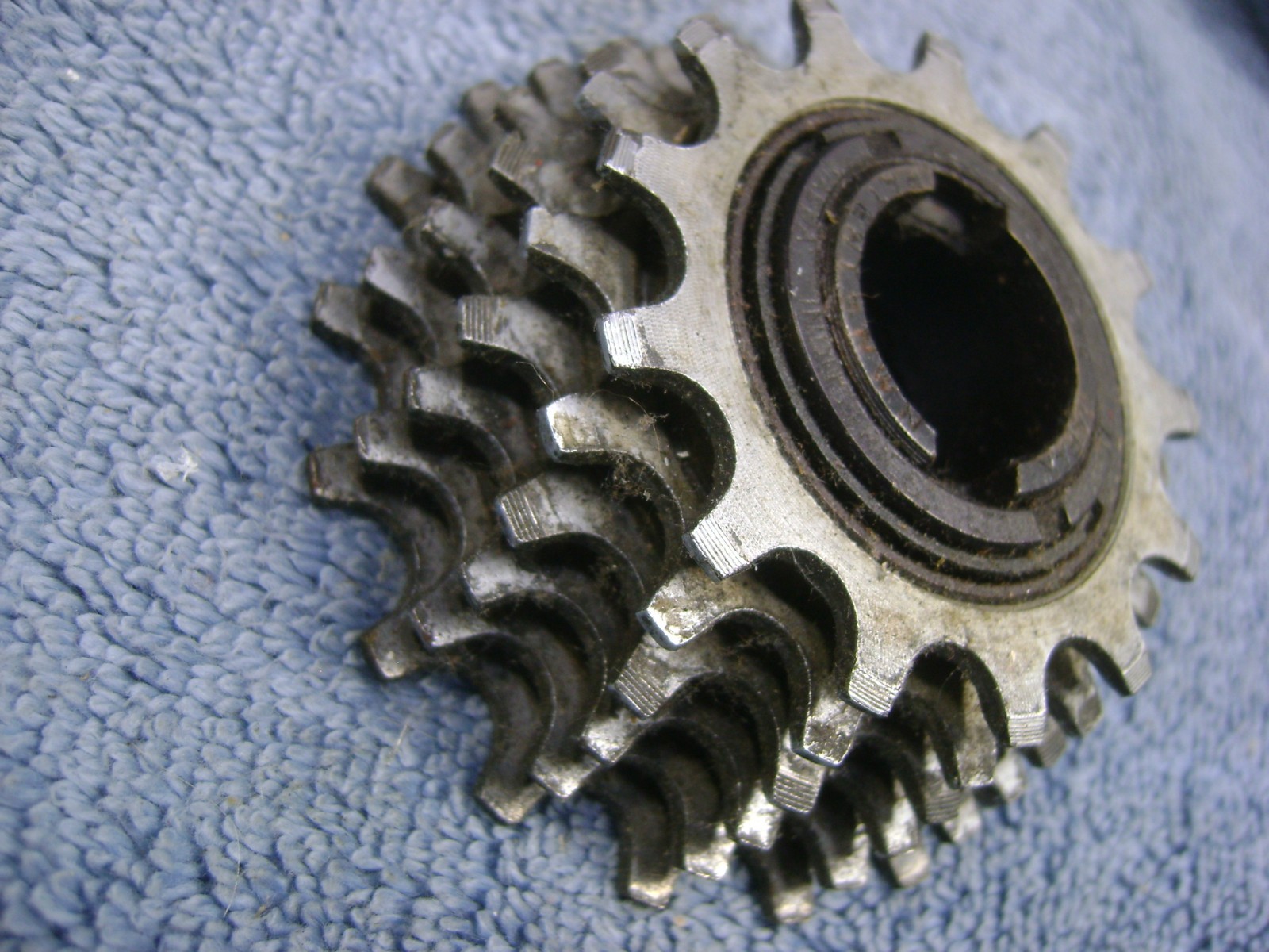 used GC, SunTour Winner Freewheel, Ultra 6 speed, 13/14/15/16/17/18 teeth