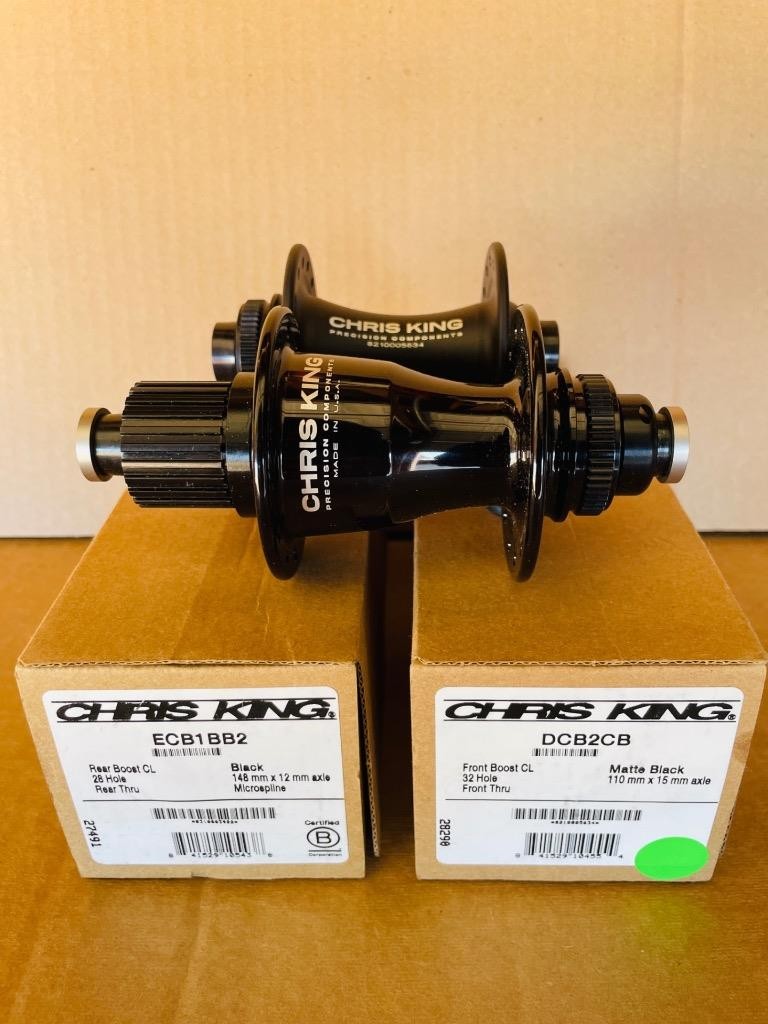 CHRIS KING BOOST CL FRONT 110mm & REAR 148mm HUBS 28H/32H BLACK *NEW