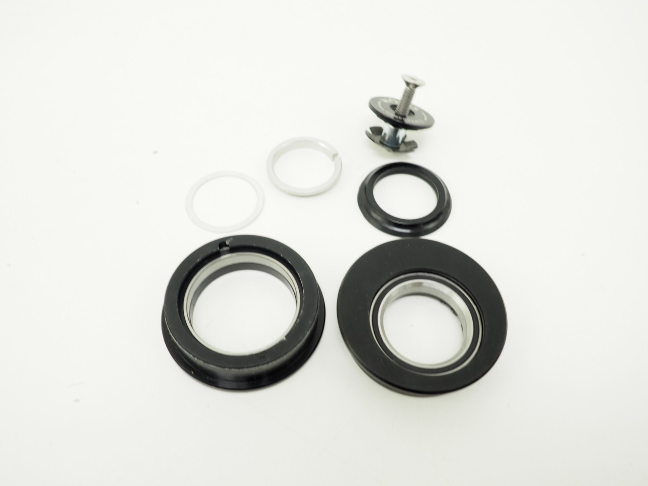 Works Components Angle Headset 2° ZS56/ZS56 110-119mm Set 2 Black MTB
