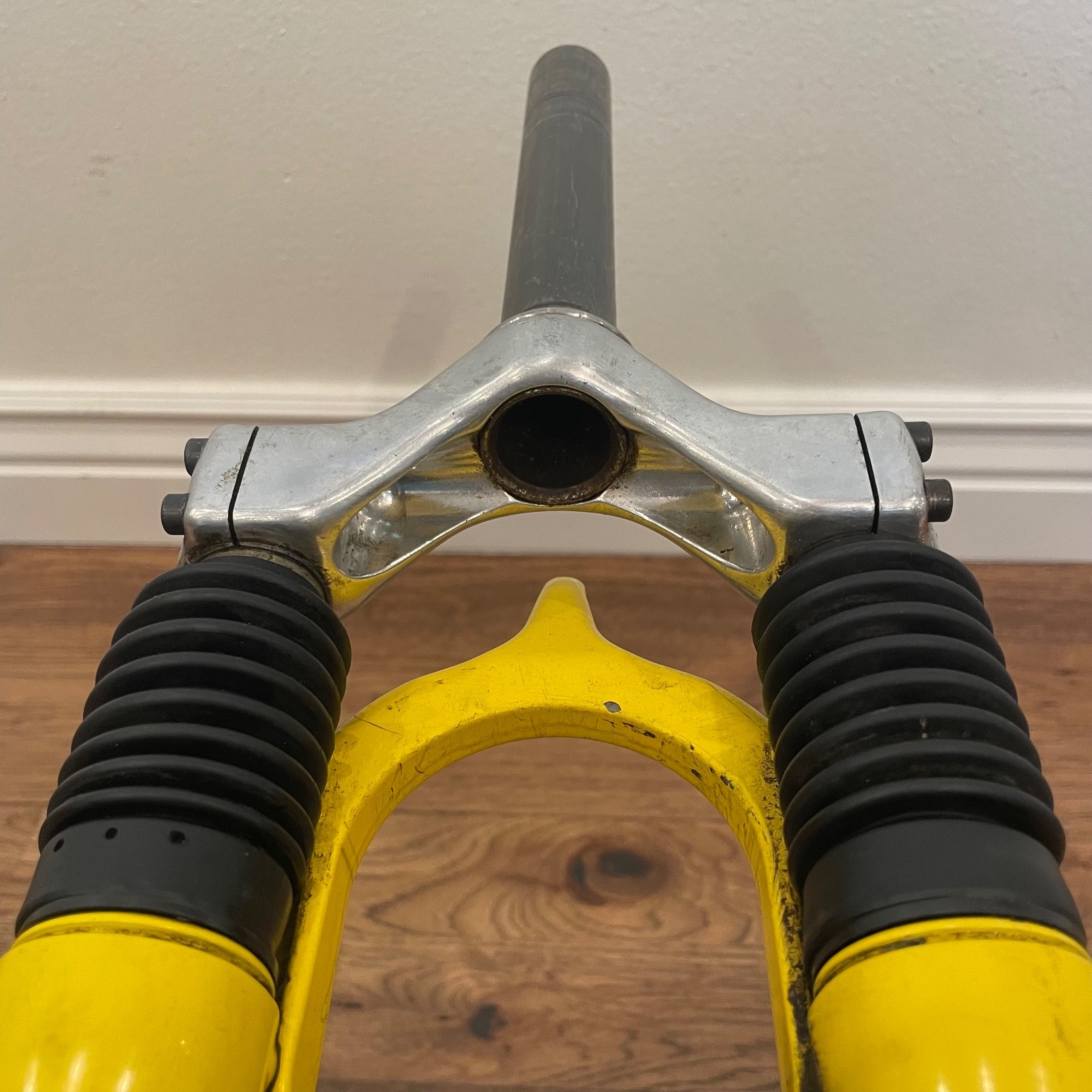 Vintage Rock Shox Judy SL Fork 1 1/8 Threadless 26″ Suspension