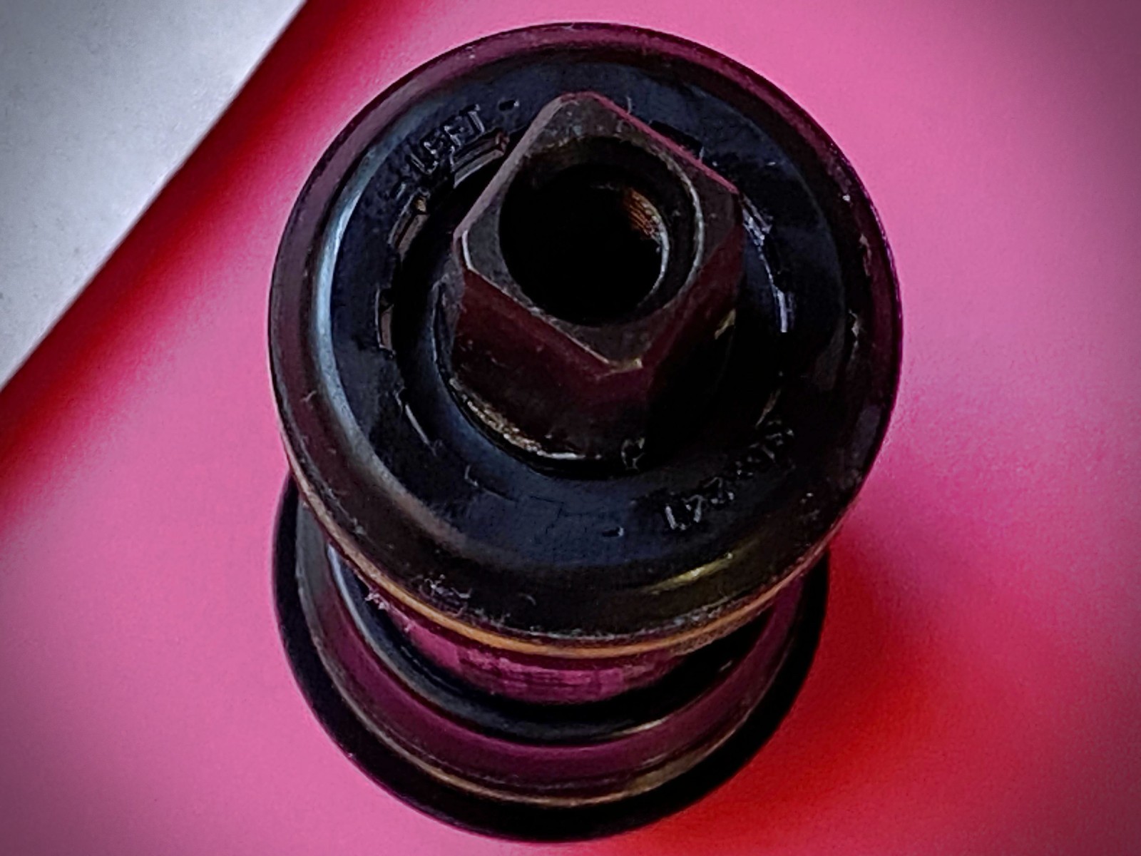 Campagnolo Centaur Bottom Bracket ITA THREAD FRAME PIN 111mm NEW