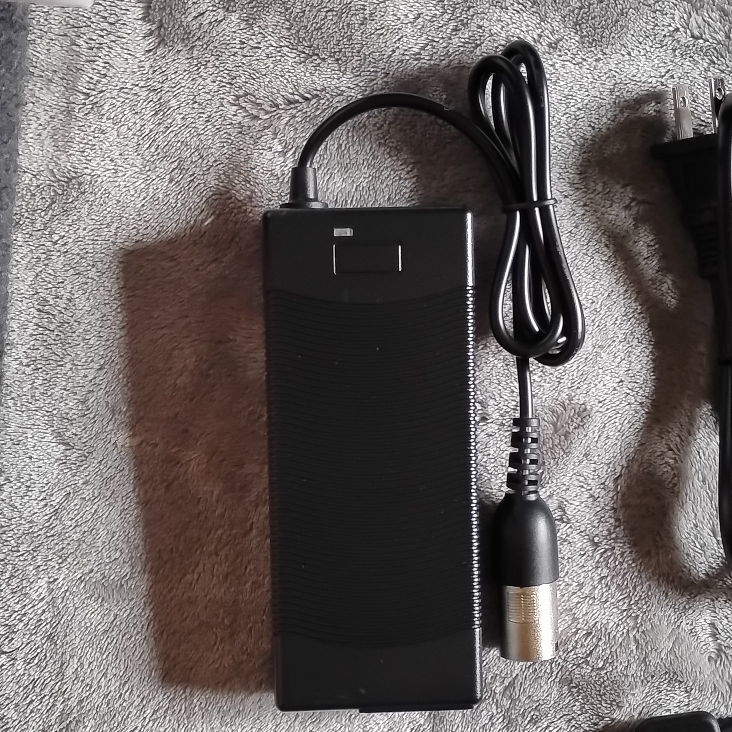 Hailong HB-48V-HC 48V 12.5Ah 600Wh Li-ion E-Bike Battery, Keys, Mount