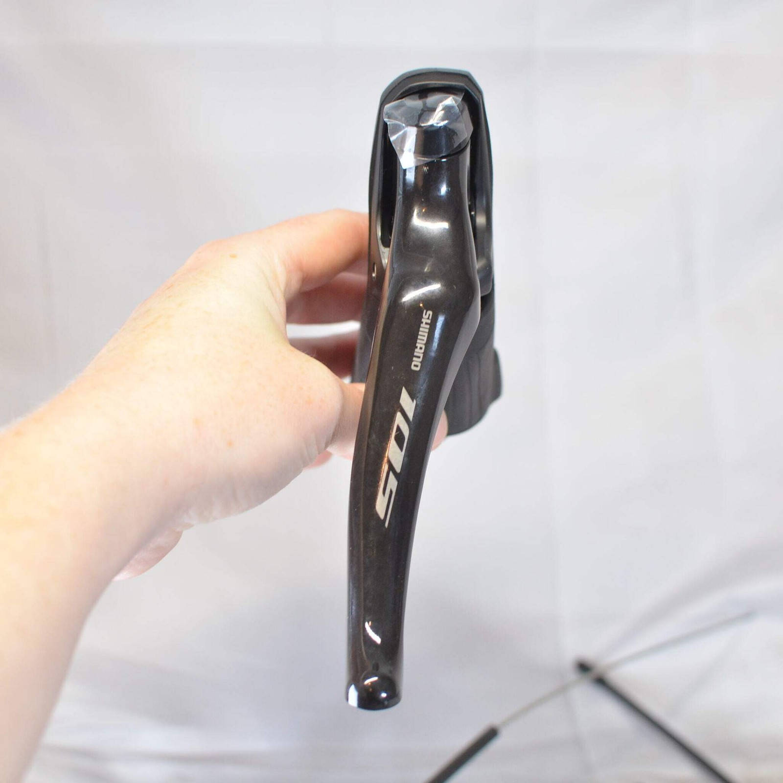 NEW Shimano 105 R7000 ST-R7000 RIGHT/REAR 11 Speed Shifter + Cables