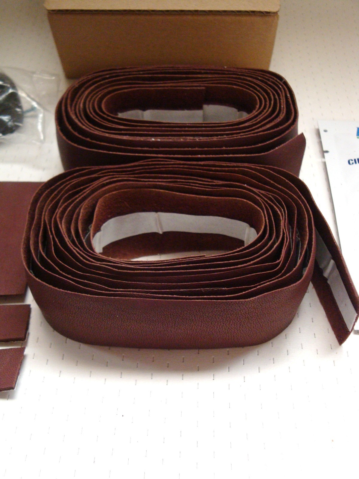 NEW IN BOX GILLES BERTHOUD BROWN LEATHER CALF HANDLEBAR TAPE MADE IN FRANCE