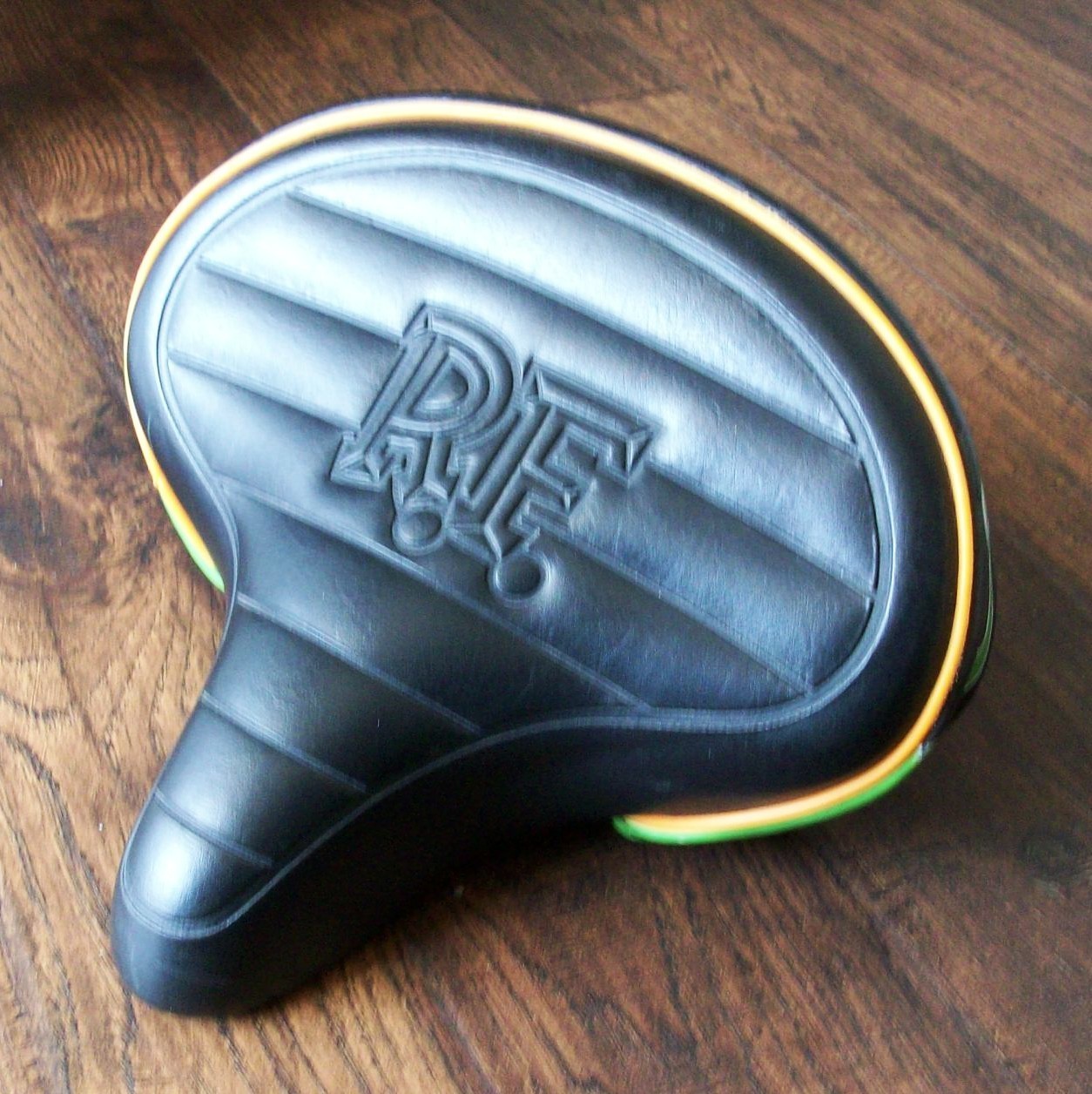 Electra Ed Big Daddy Roth Rat Fink Bike Bicycle Seat Saddle BLACK GREEN FLAMES
