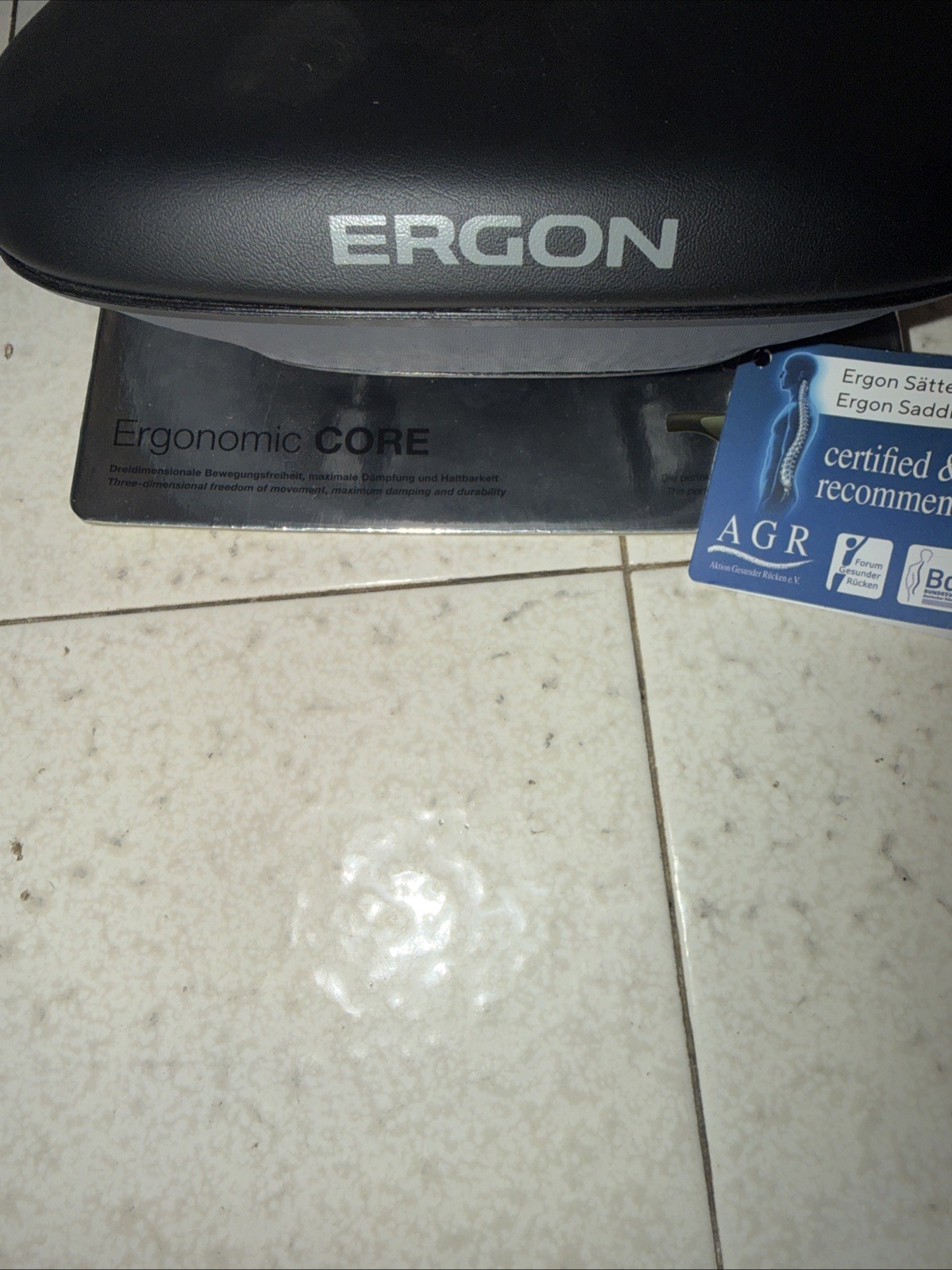 Ergon SC Core Prime Medium / Large Men’s Bicycle Saddle City / Tour
