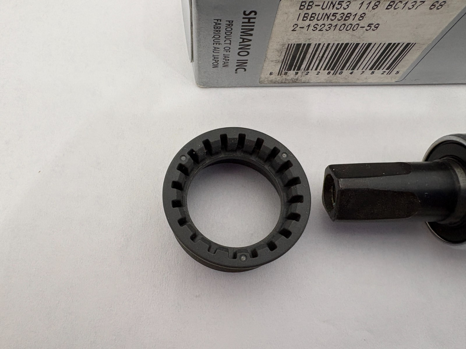 (1) NEW Shimano Bottom Bracket BB-UN53 – 68 BC1.37×24 118mm – READ! (aa)