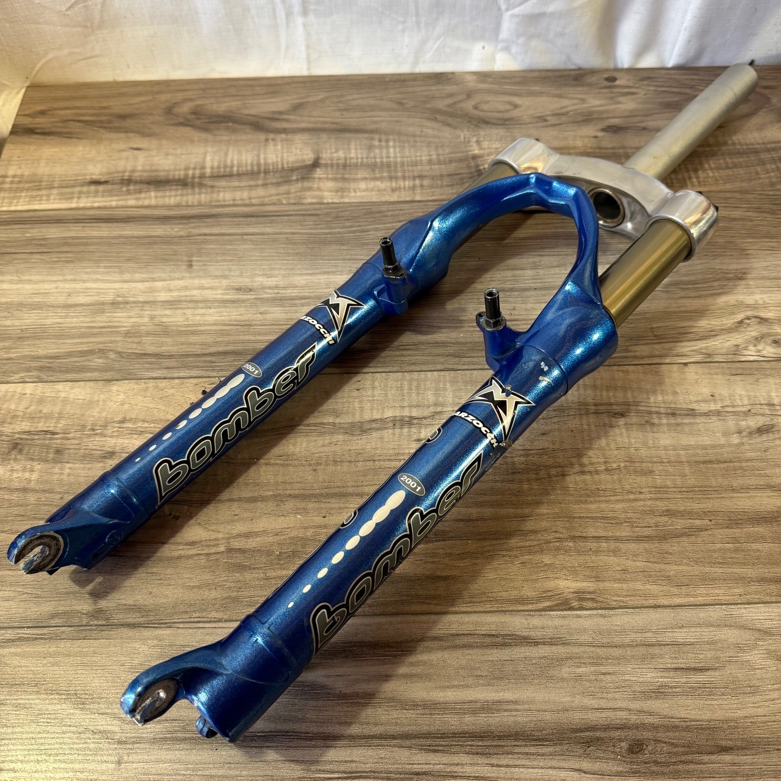Marzocchi Z4 Bomber 2001 Air Fork Rim & Disc Brake 1 1/8 173mm Rim & Disc Blue