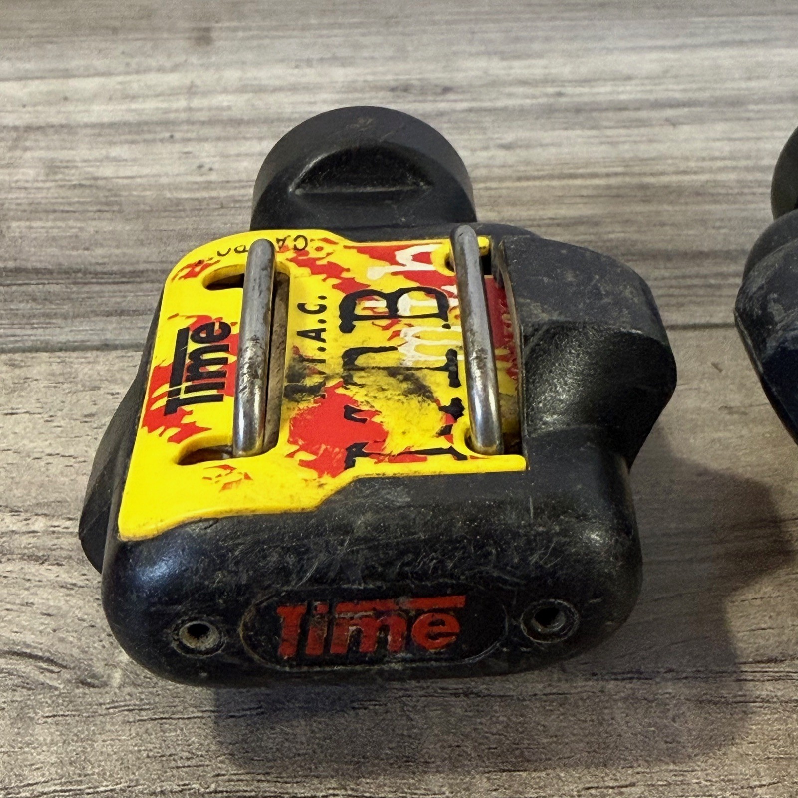 Time ATAC Carbon Mountain Bike Clipless Pedals Excellent Low Mileage