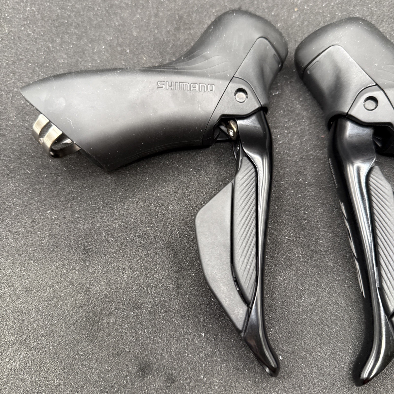 Shimano R7170 105 Di2 2×12 12 Speed Hydraulic Disc Shifters Set (NW)