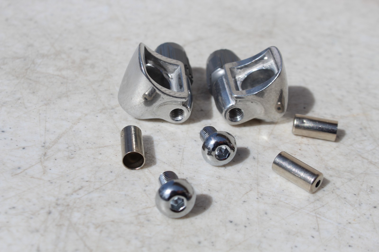 Shimano SM-CS50 Concave Down Tube STI Shift Cable Housing Stops Barrel Adjusters