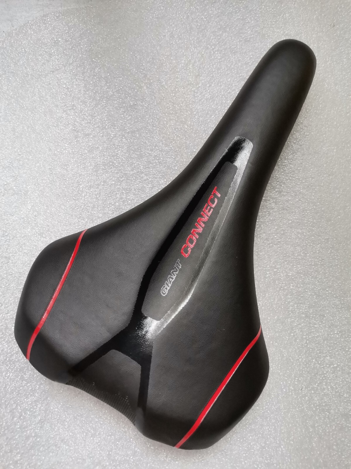 GIANT CONNECT UPRIGHT COMFORT SADDLE MTB CITY TOURING BIKE RED 266MMX150MM