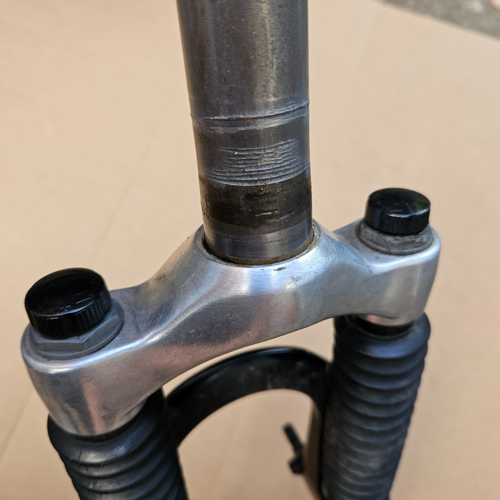 Vintage 90s Rock Shox 26″ Indy XC Speed Spring Suspension Fork 1-1/8″ Threadless