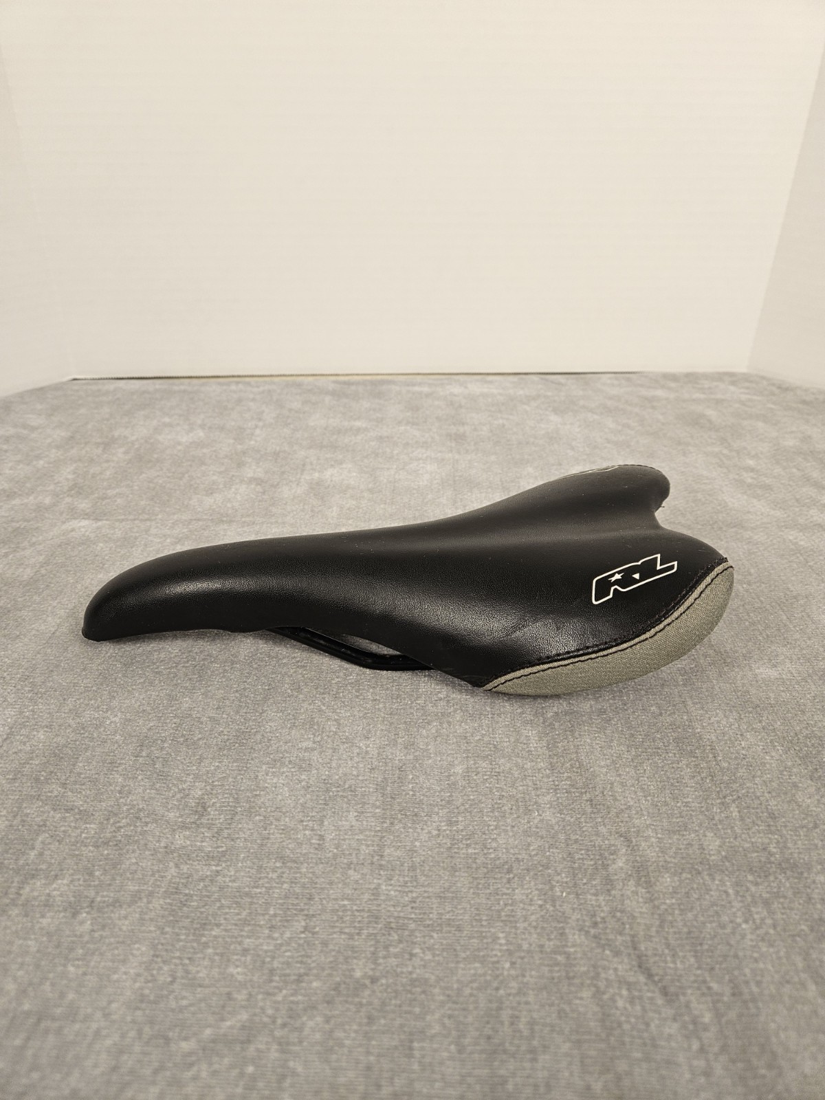 RAL Bicycle Saddle Black Wide Rear MTB Road Bike Velo Shell Standard Rail