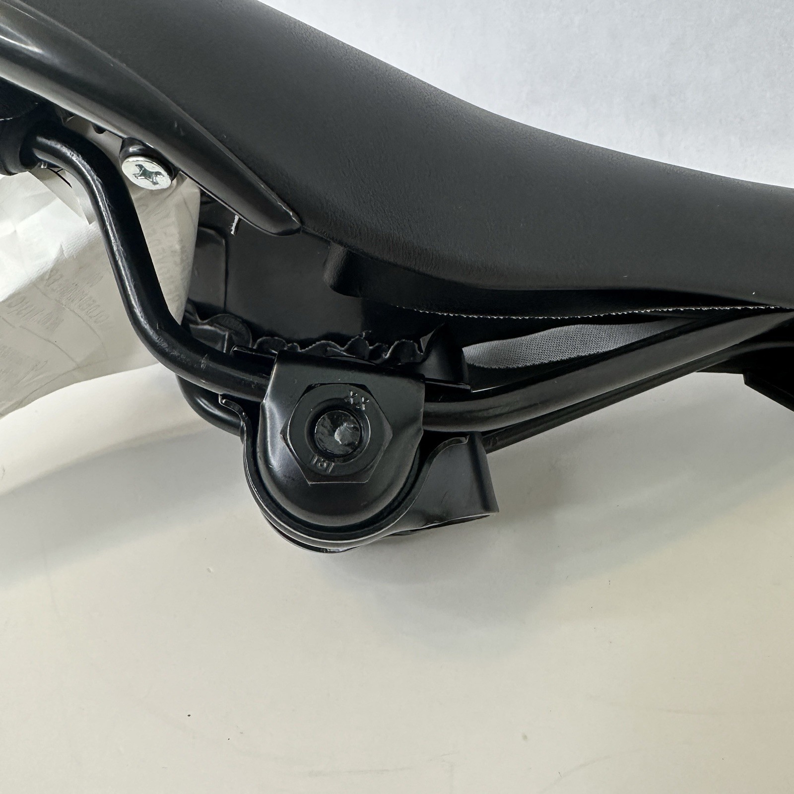 Bicycle Saddle Seat Unisex Black Synthetic (New)