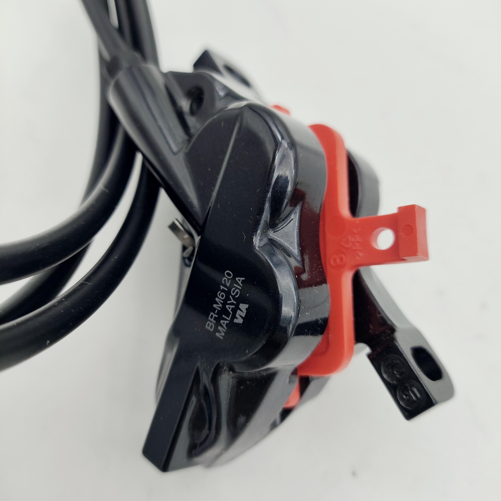 Shimano Deore BL-BR-M6100 Lever/BR-M6120 4-PISTON Disc Brake Caliper Right Hand