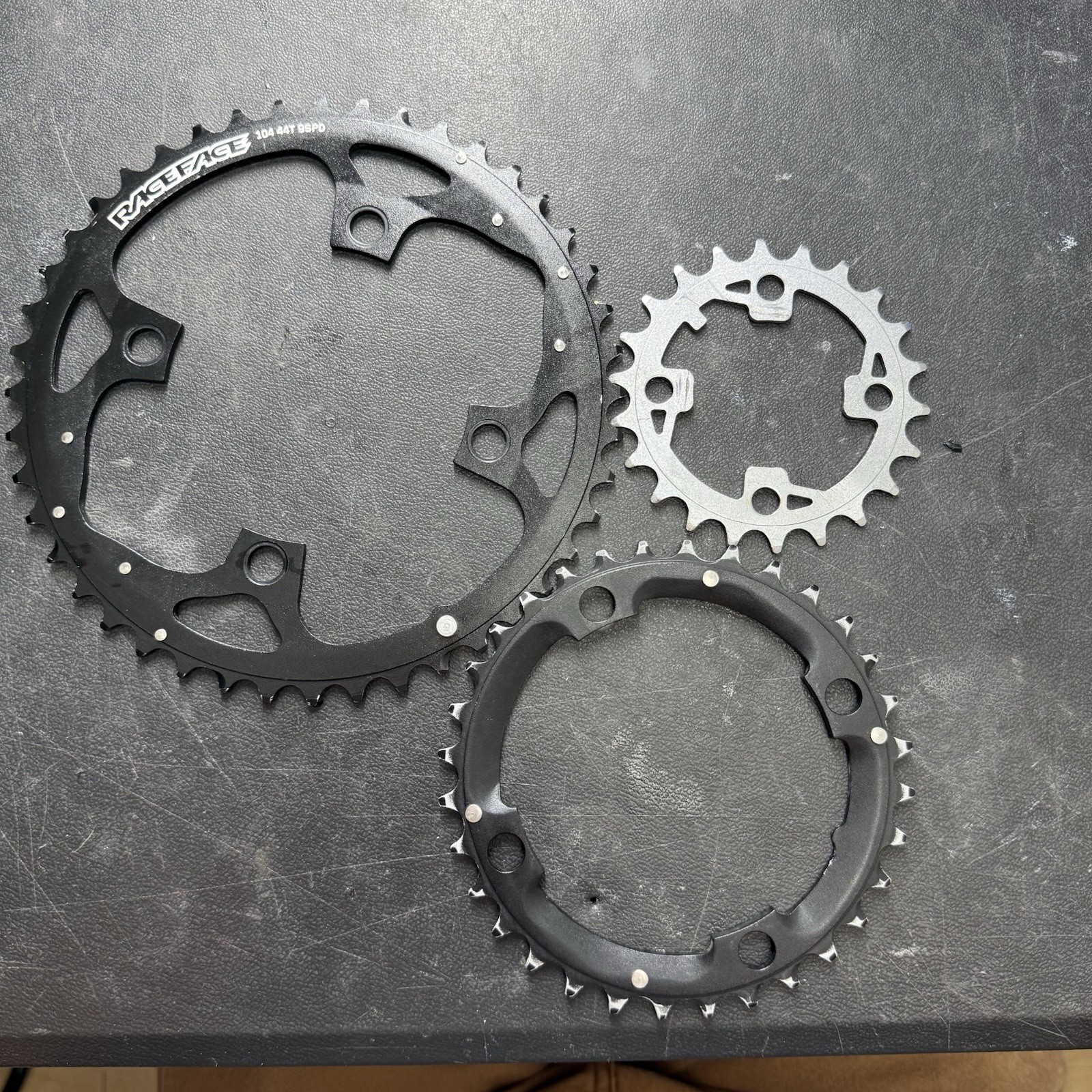 Race Face 3×9 Spd Chainring Set 104 BCD