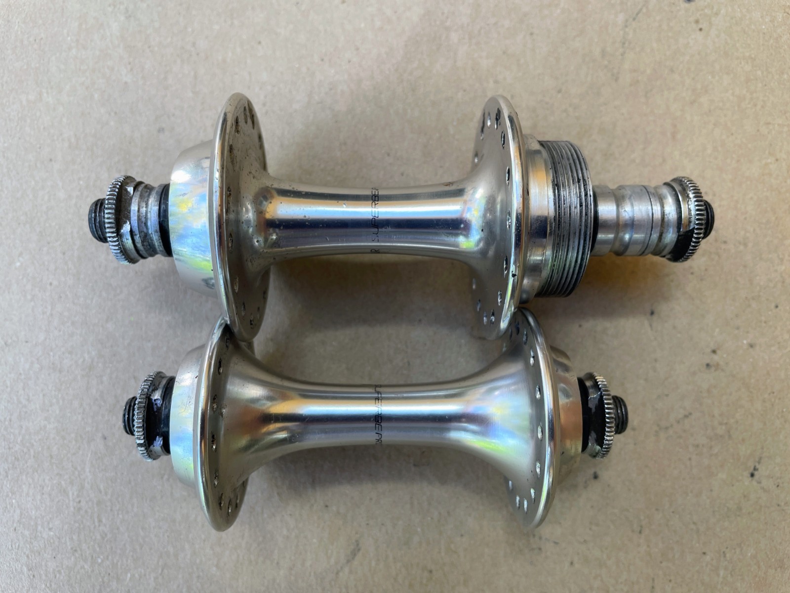 Suntour Superbe Pro Hubset 100/126mm 32-h 7-speed freewheel