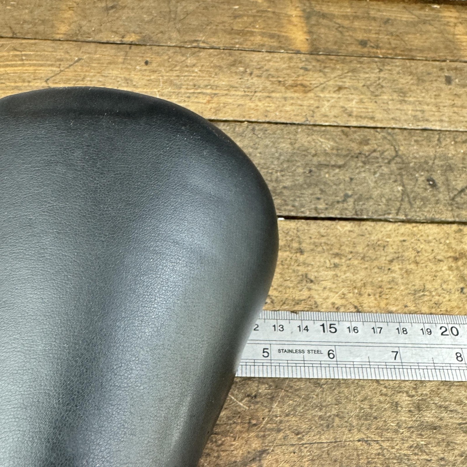 GT Lite Seat Bicycle 90s MTB Saddle GT-8 Black Racing 245g Bike Cut