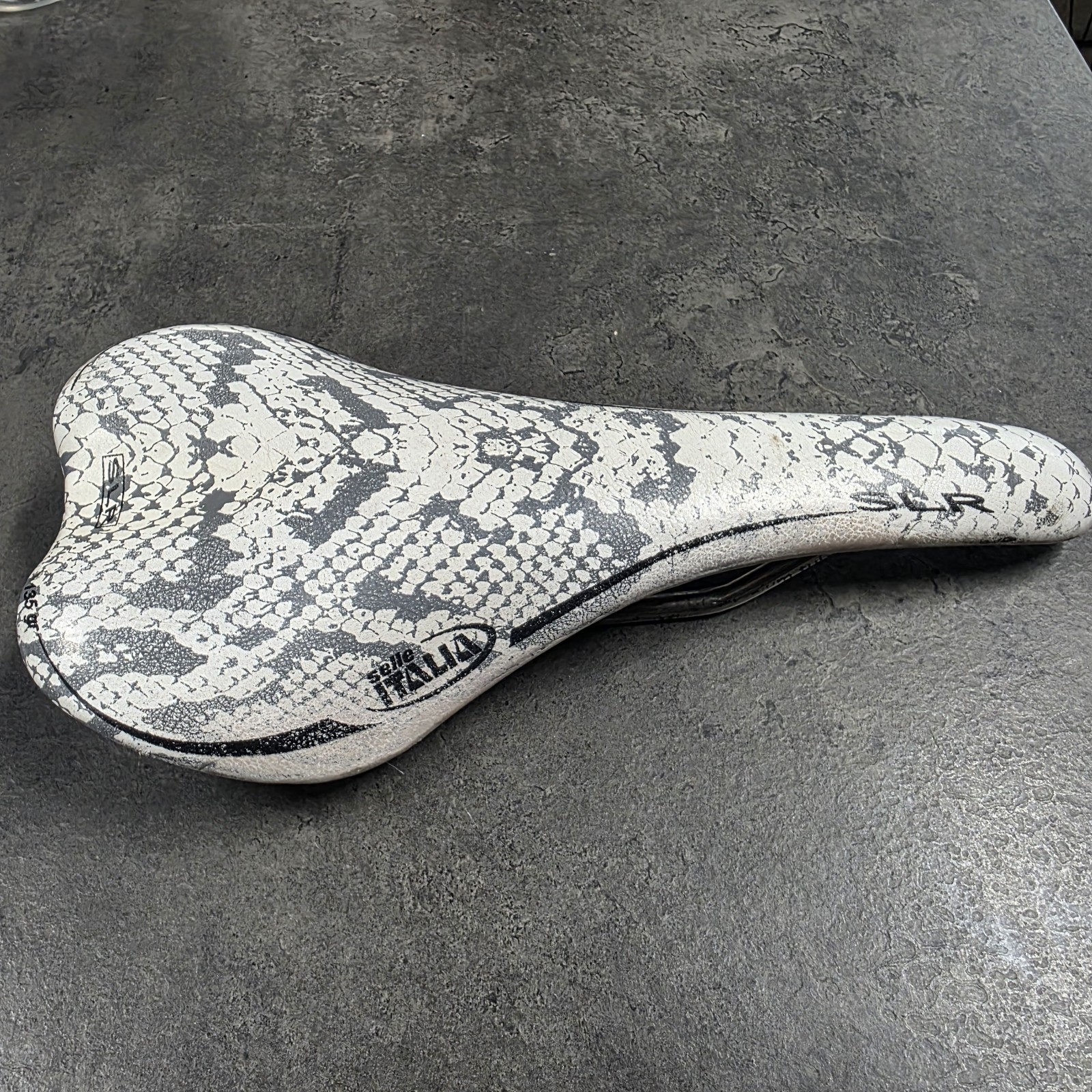 Selle Italia SLR Titanium Rail Carbon Saddle 135g Snakeskin