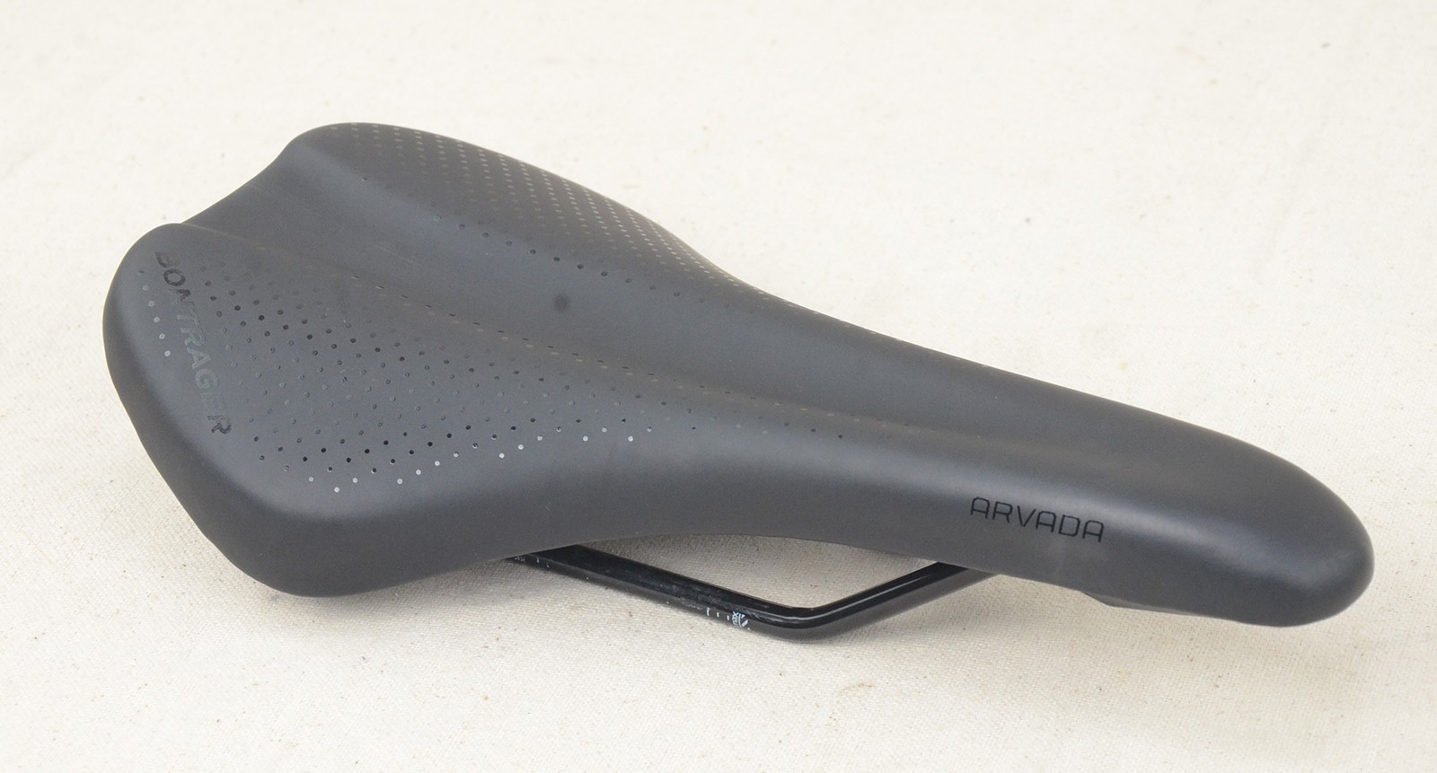 Bontrager Arvada Bicycle Seat Saddle Black – 138 mm width x 270 mm