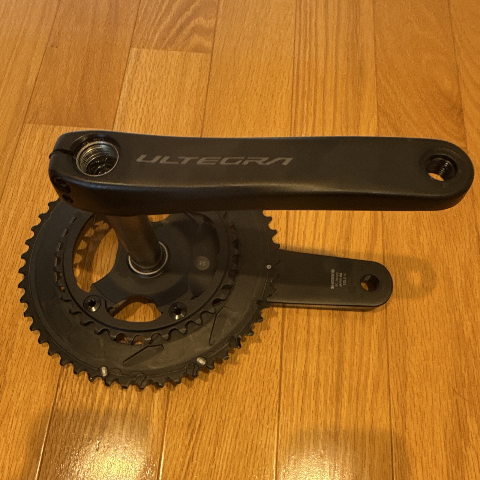 Shimano Ultegra FC-R8100 Road Crankset 172.5 mm