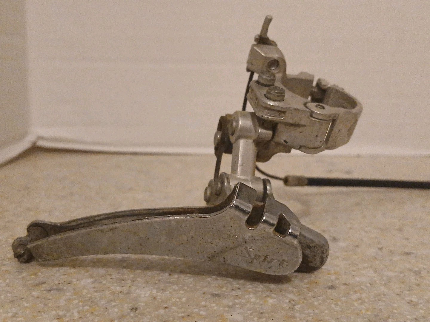 PART LOT SUNTOUR SPIRIT FRONT DERAILLEUR CLAMP-ON 28.6 MM 5, 6, OR 7 SPEED
