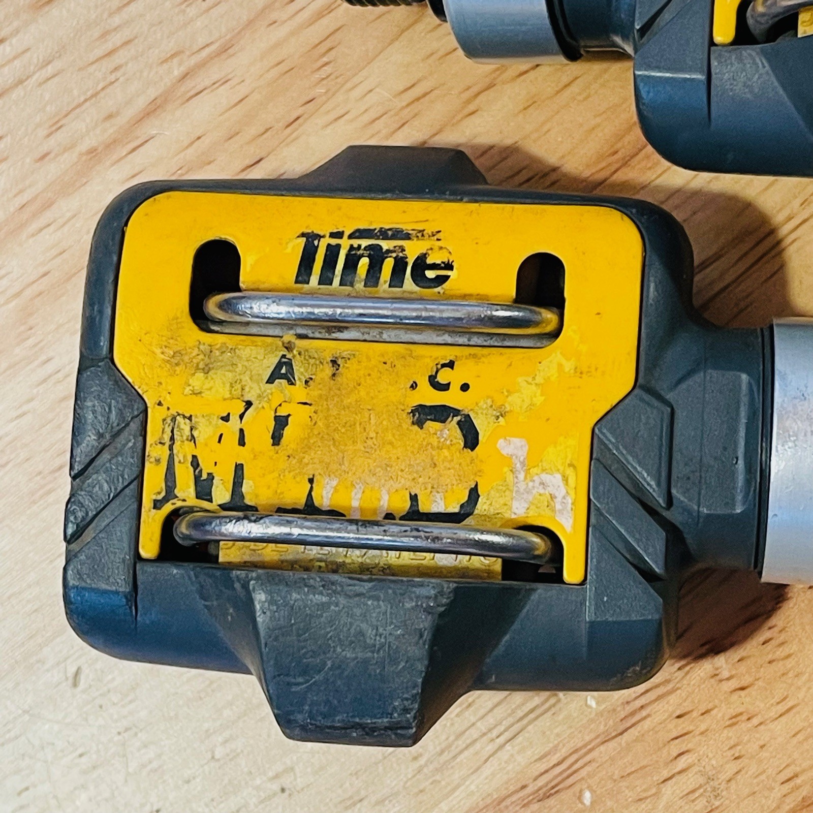 Time ATAC MTB Composite Mountain Bike Clipless Pedals Yellow LOW MILEAGE EXC