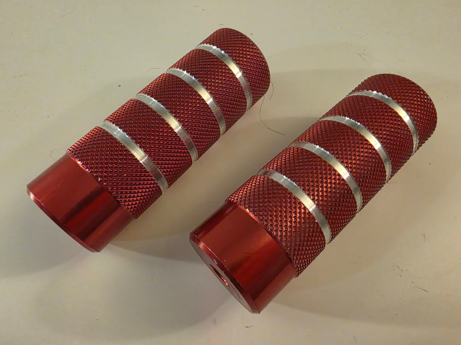 BMX Foot Pegs..3/8″..Bike…Bicycle…GT…DK…Redline…Mongoose..Standers Red