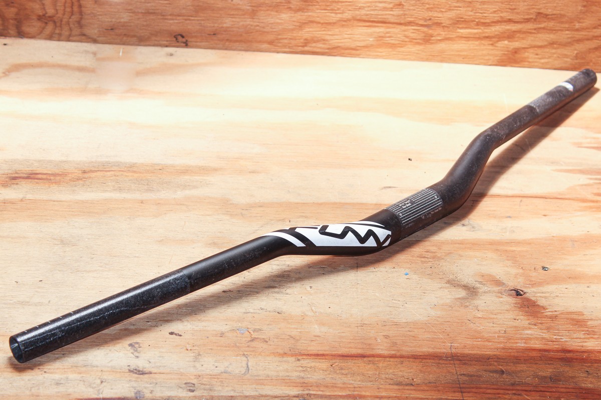 Funn Black Ace Carbon MTB Handlebars 785mm 30mm Rise 31.8 Clamp 5.5 Up 8 Back