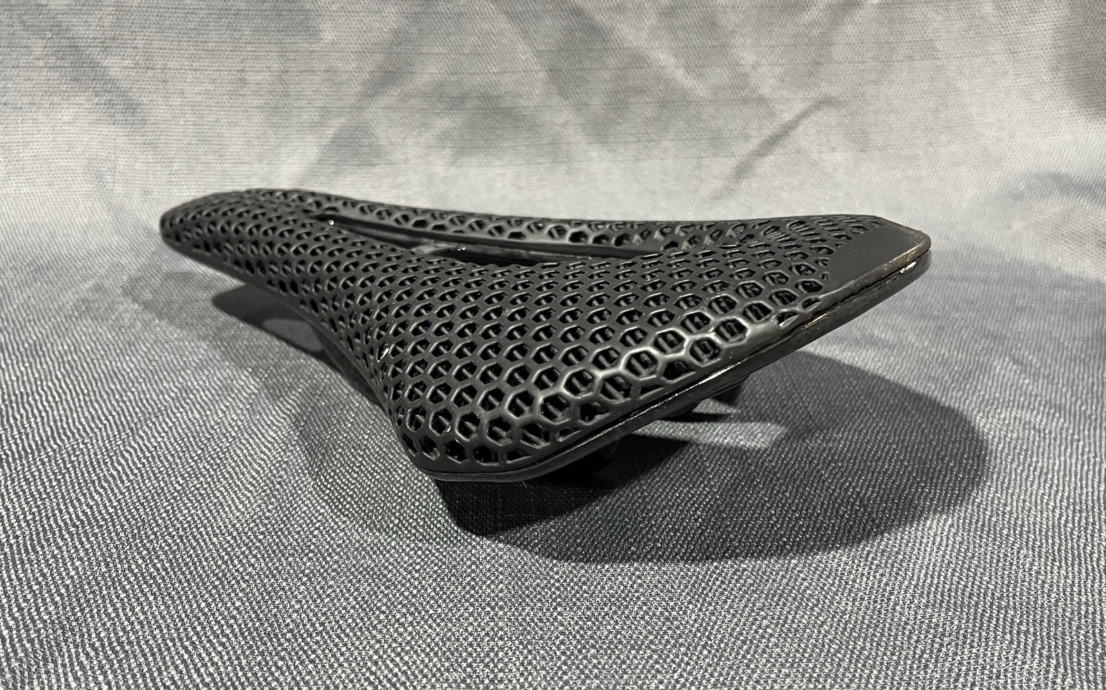 ODI Saddle MTB 147mm 7 x 9mm Carbon Fiber Rails & Shell 3D Printed 187g Black