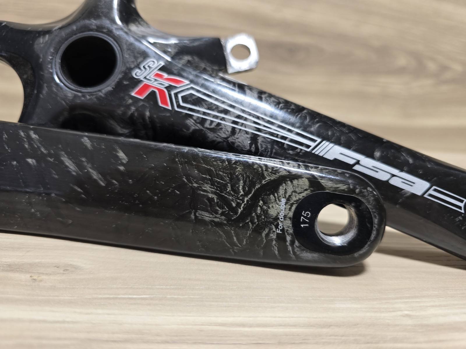 FSA SLK Carbon Crankset w/SM-BB-52 Bottom Bracket 175mm