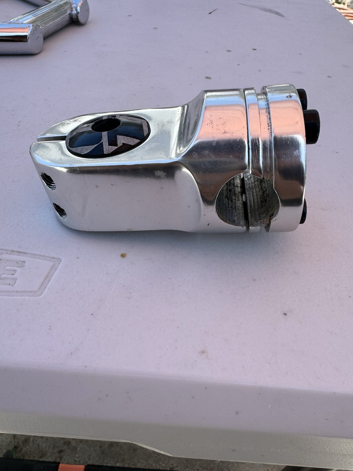 GT Piston BMX Stem 1 1/8 inch Threadless 4 Bolt Silver