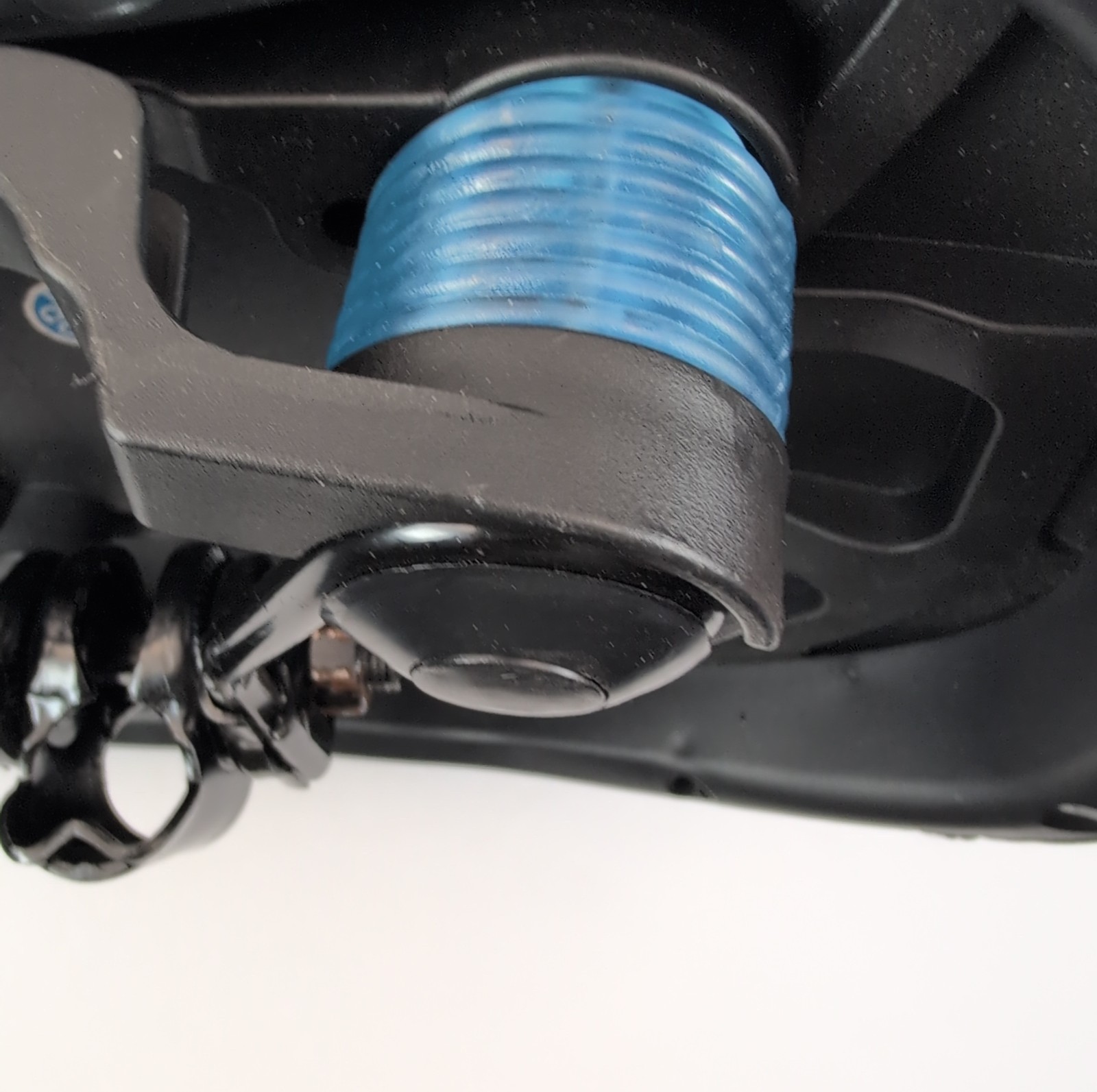 BLUEWIND Noseless Oversized Bike Seat Wide Bicycle Saddle Comfort With Backrest