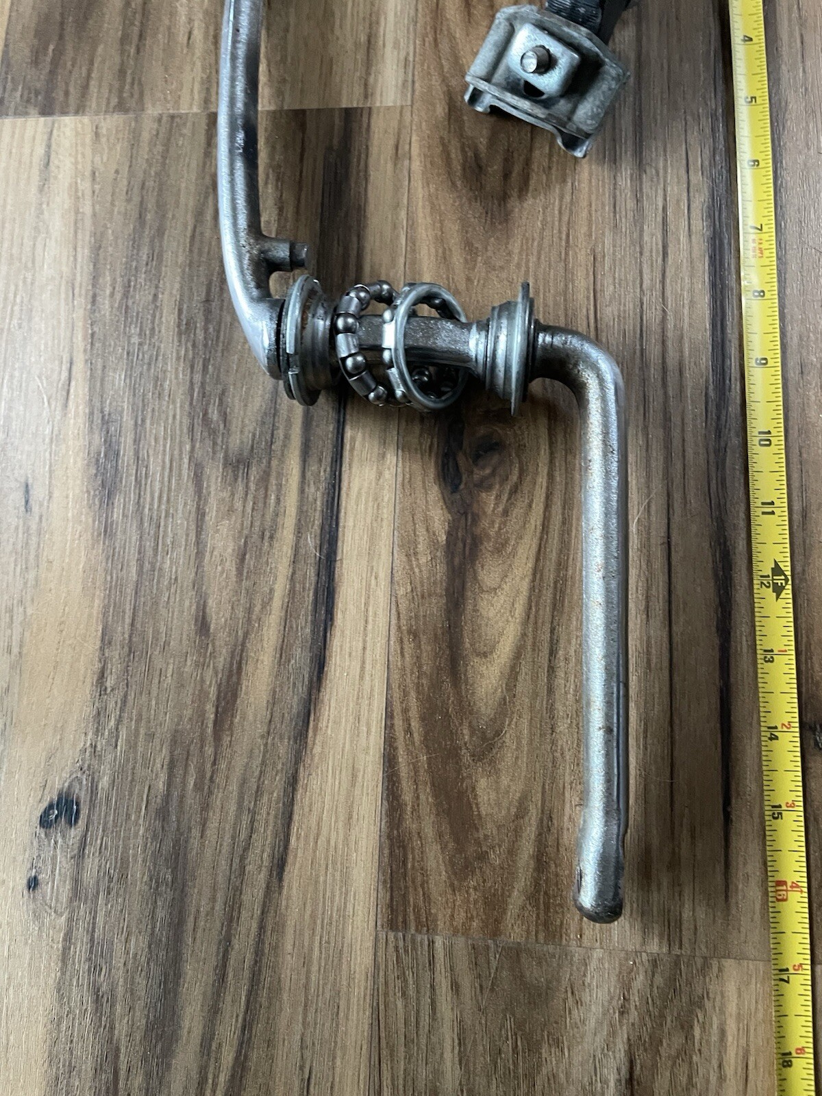 BMX Bike Crank Set Old ( Been Holding For 10 Plus Years )