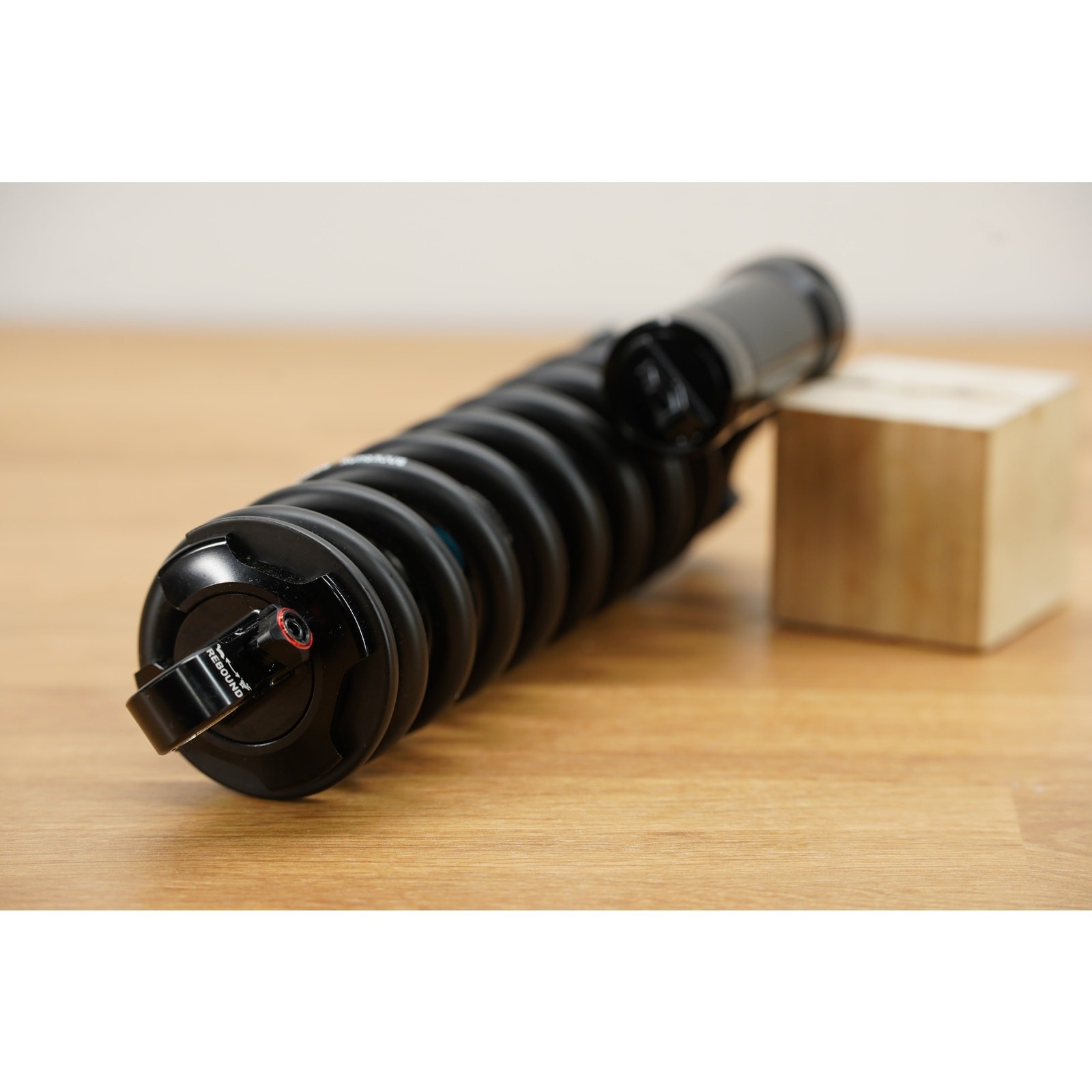 RockShox Super Deluxe Coil Select – 500 – 225/75 – Trunnion – NEW OEM