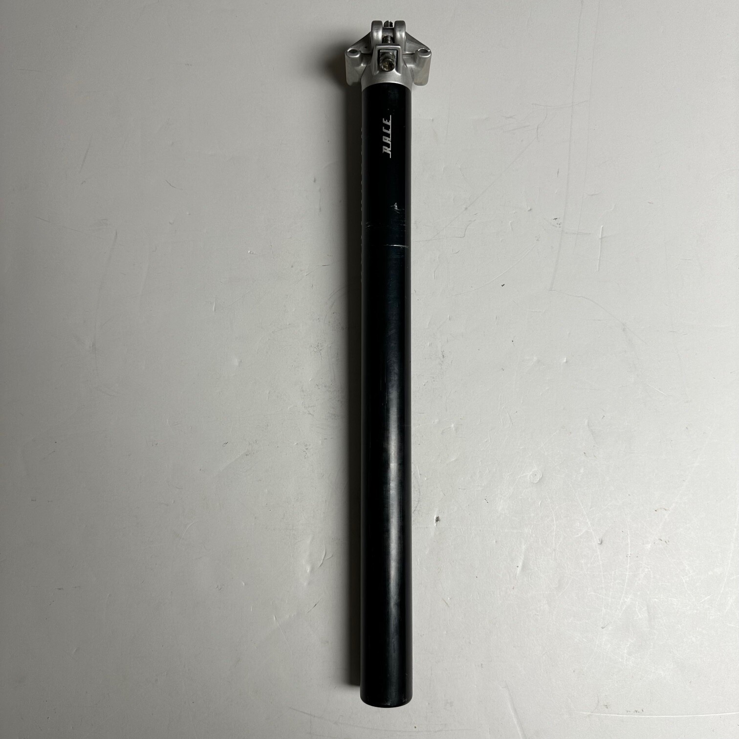 Bontrager Race Black Anodized Aluminum Seatpost 31.6mm x 370mm Long