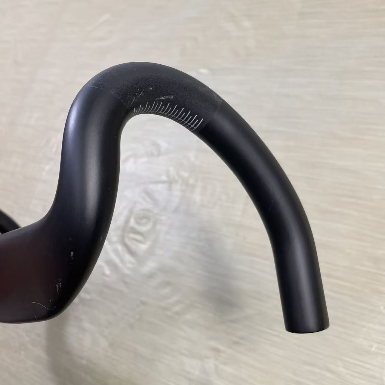 Road Bicycle Handlebar Carbon Fiber 31.8mm Bike Drop Bar Internal Routing 440mm