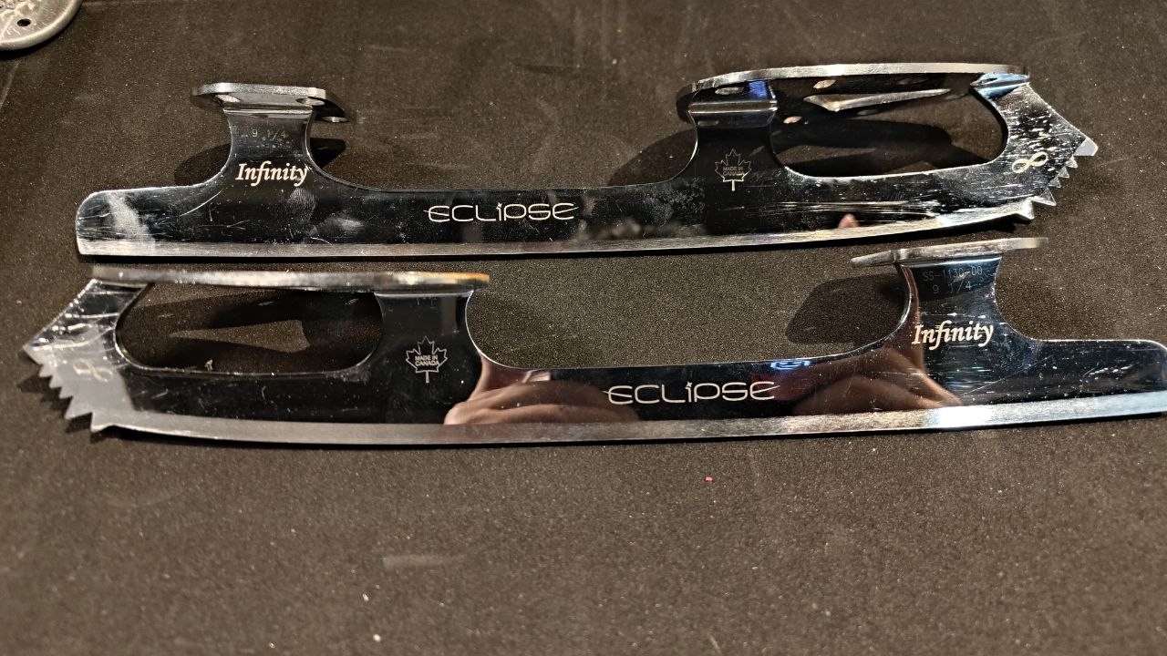 Infinity Eclipse Figure Skate Blades Pair Size 9 1/4 Canada Made