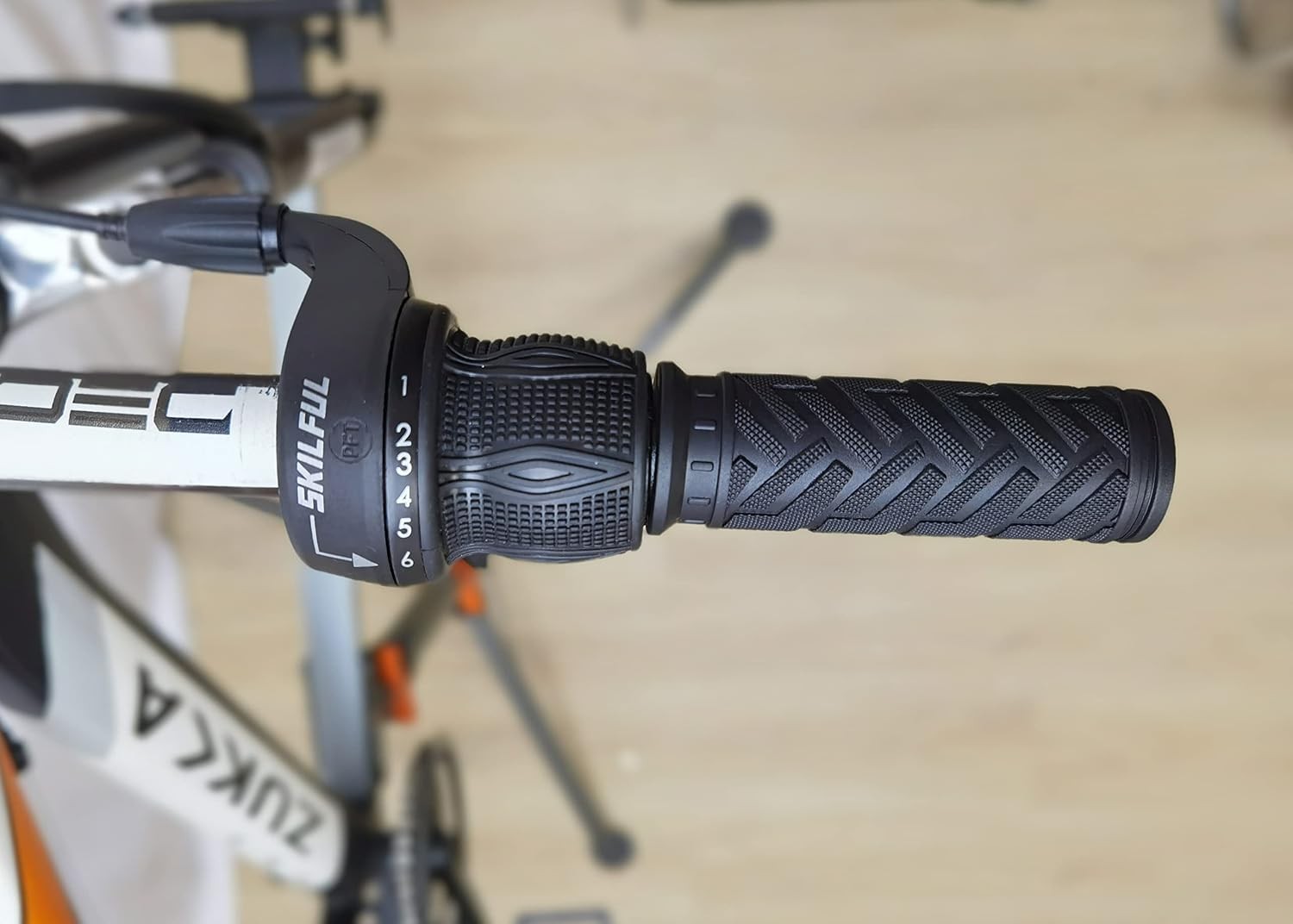 21 Speed Bicycle Grip Shift Left and Right Twist Shifters 3 x 7 Speed Bicycle