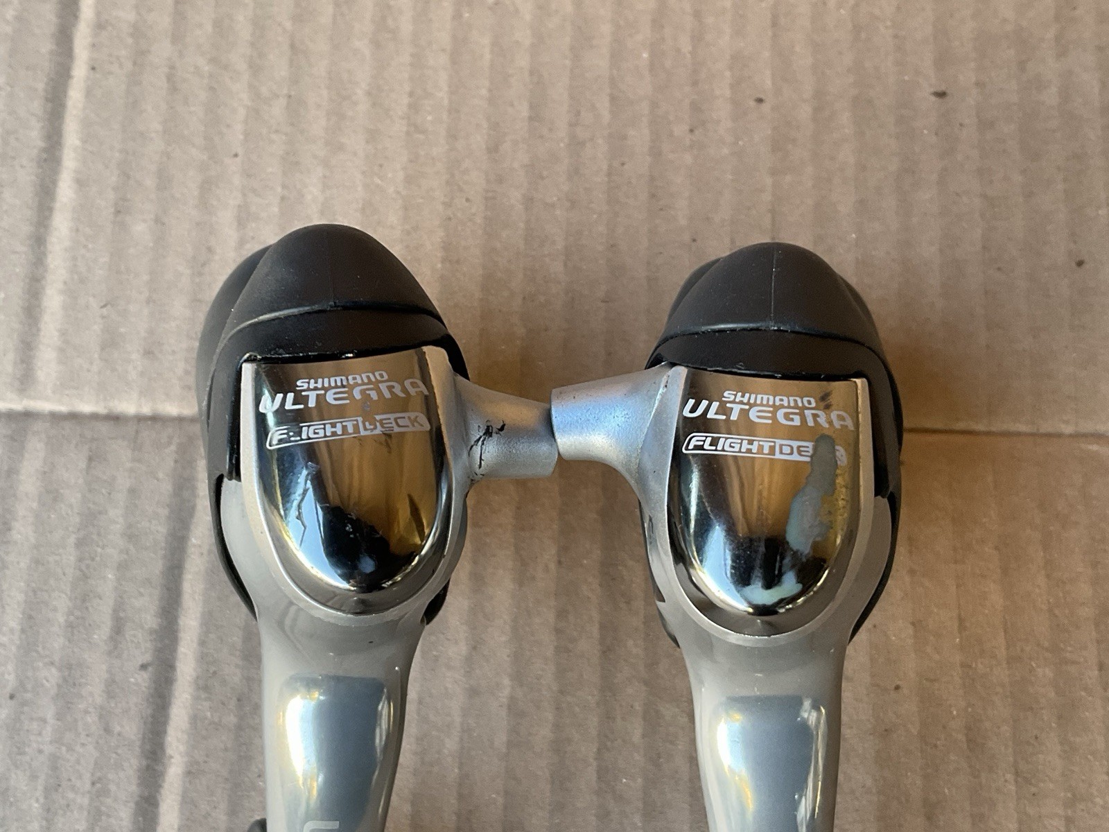 Shimano Ultegra 6500 ST-6500 Shifters Set Right And Left Nice 9 Sp Nice