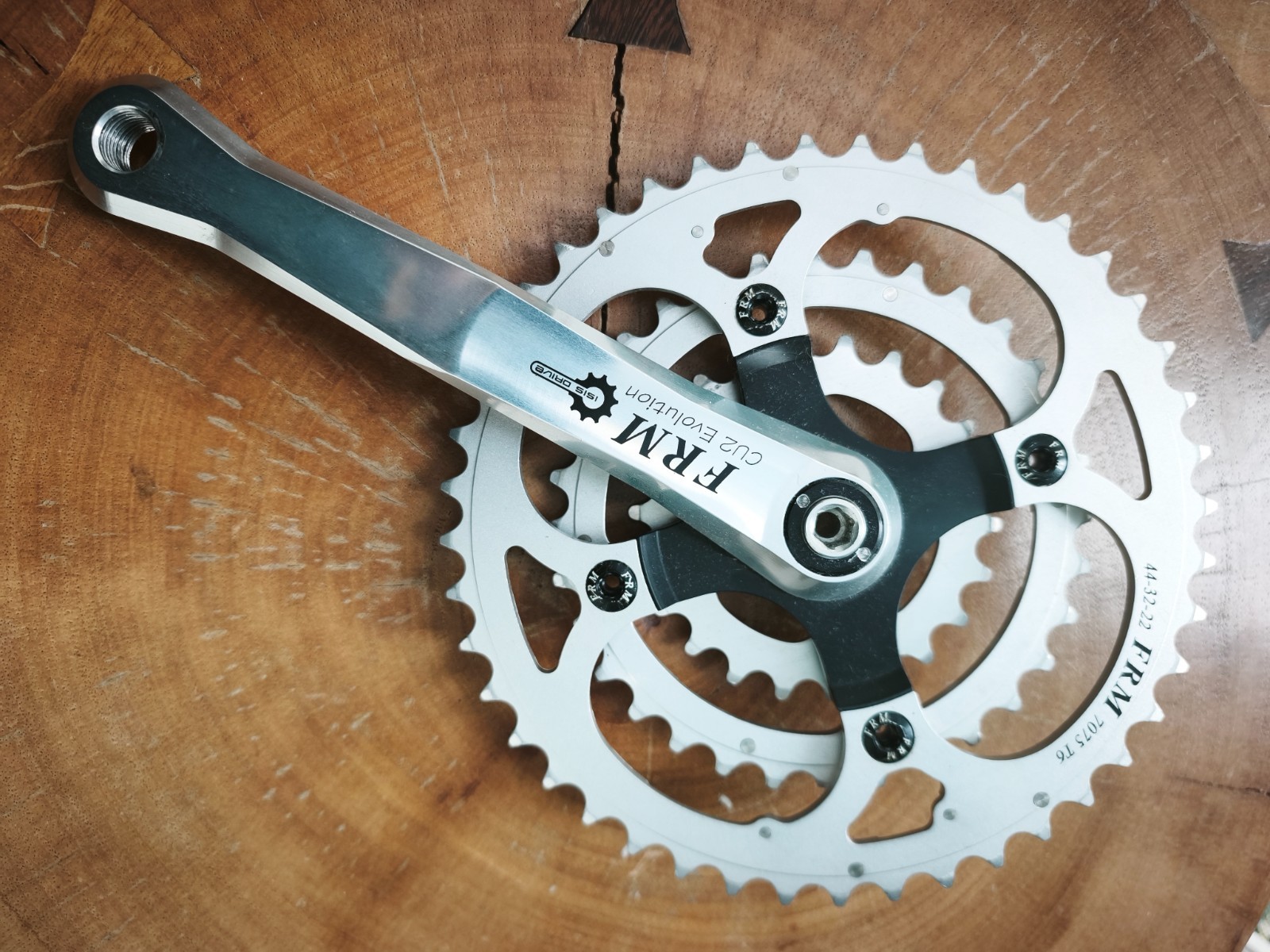 FRM CU2 EVOLUTION 175 44/32/2 CRANKSET ENGLISH THREADED + FSA BOTTOM BRACKET