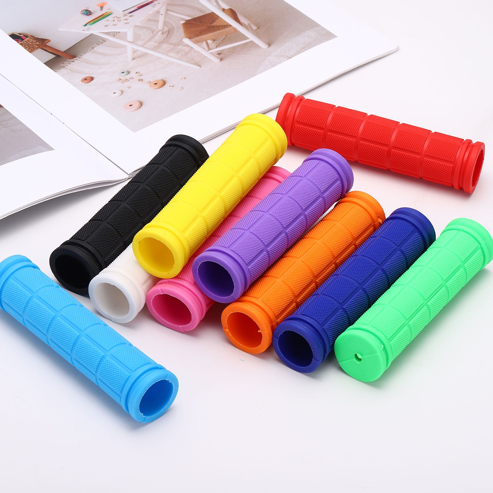 Soft Rubber Handlebar Grips, Bicycle Handlebar Grips 5.3 in 2 Pair Orange