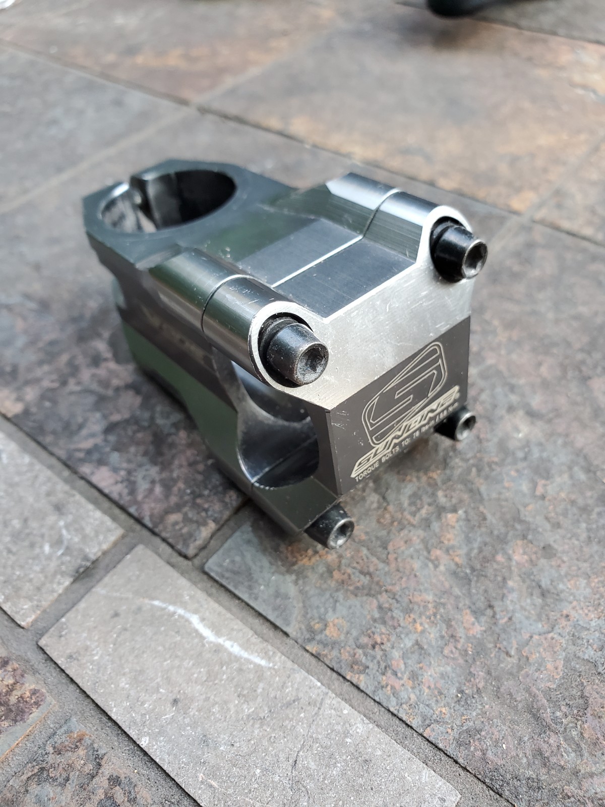 Sunline V-One Threadless Mountain Bike Stem 50mm 1 1/8″ 31.8 mm Bar CNC grey